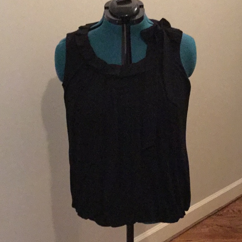 Casual elegant tank top to wear for an evening out